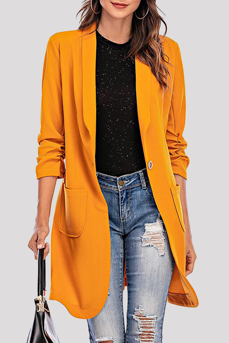 Effortlessly Elegant Garment with a Timeless Design