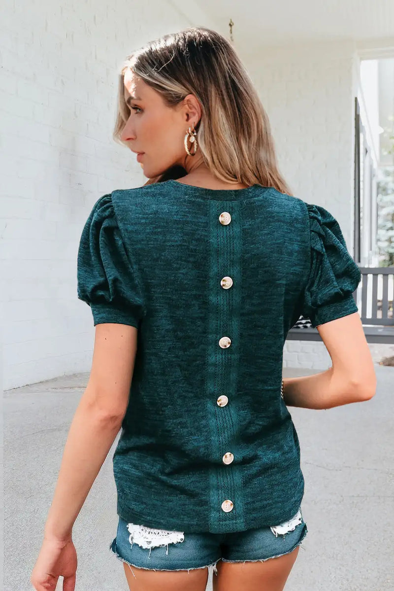 Effortlessly Elegant Top with a Timeless Design