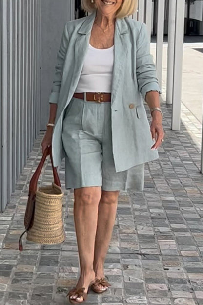 Sophisticated Garment with a Clean Classic Look