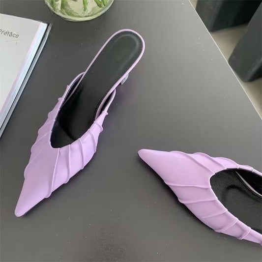 Polished Heels with an Effortless Classic Look
