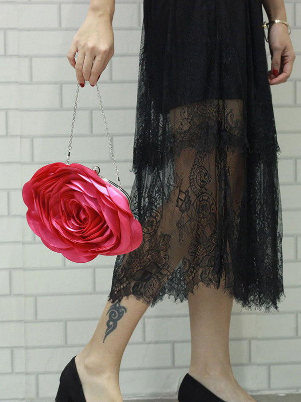 A Vintage Style Bag with Delicate Timeless Details