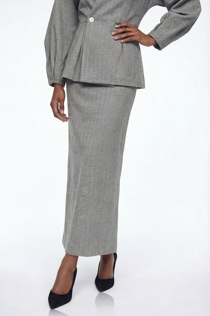 Beautifully Finished Garment in a Timeless Design