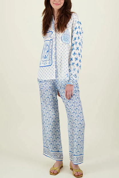 Classic Vintage Shirt with a Flattering Fit