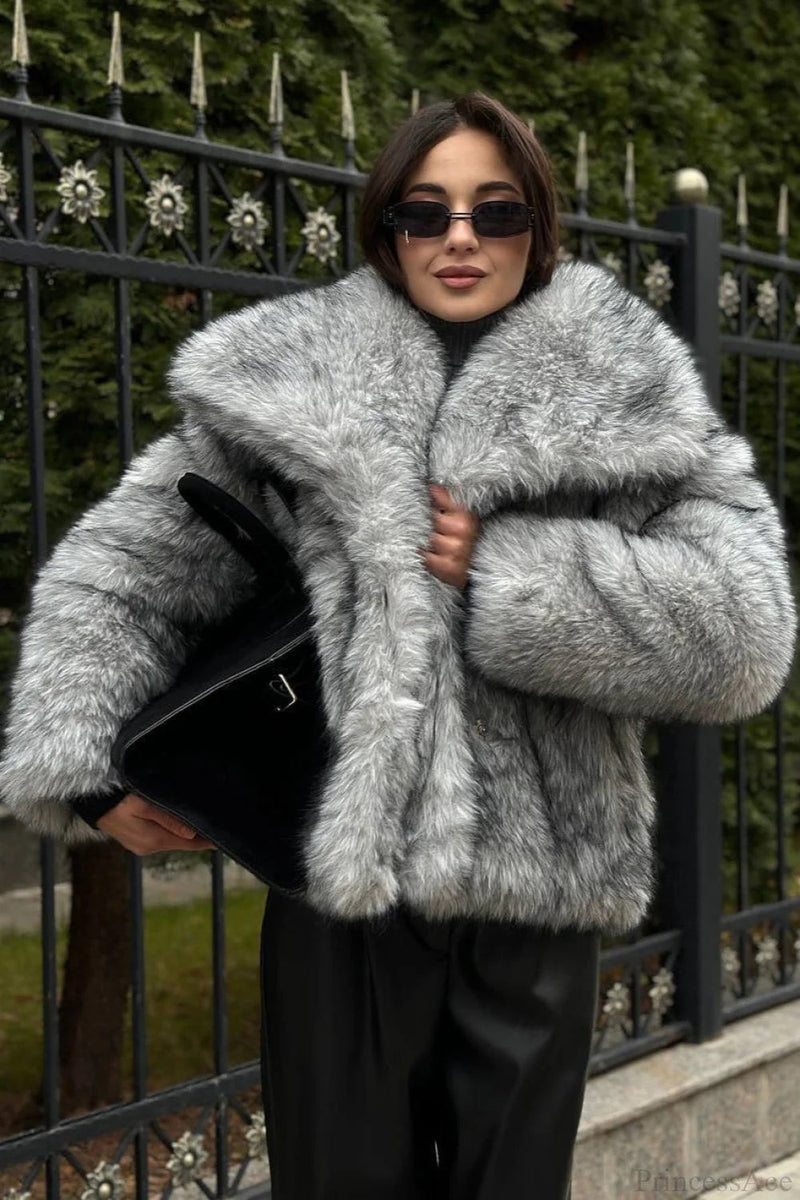 Classic Vintage Coat with a Flattering Fit