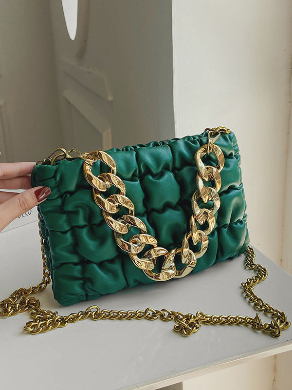 Effortlessly Elegant Bag with a Timeless Design