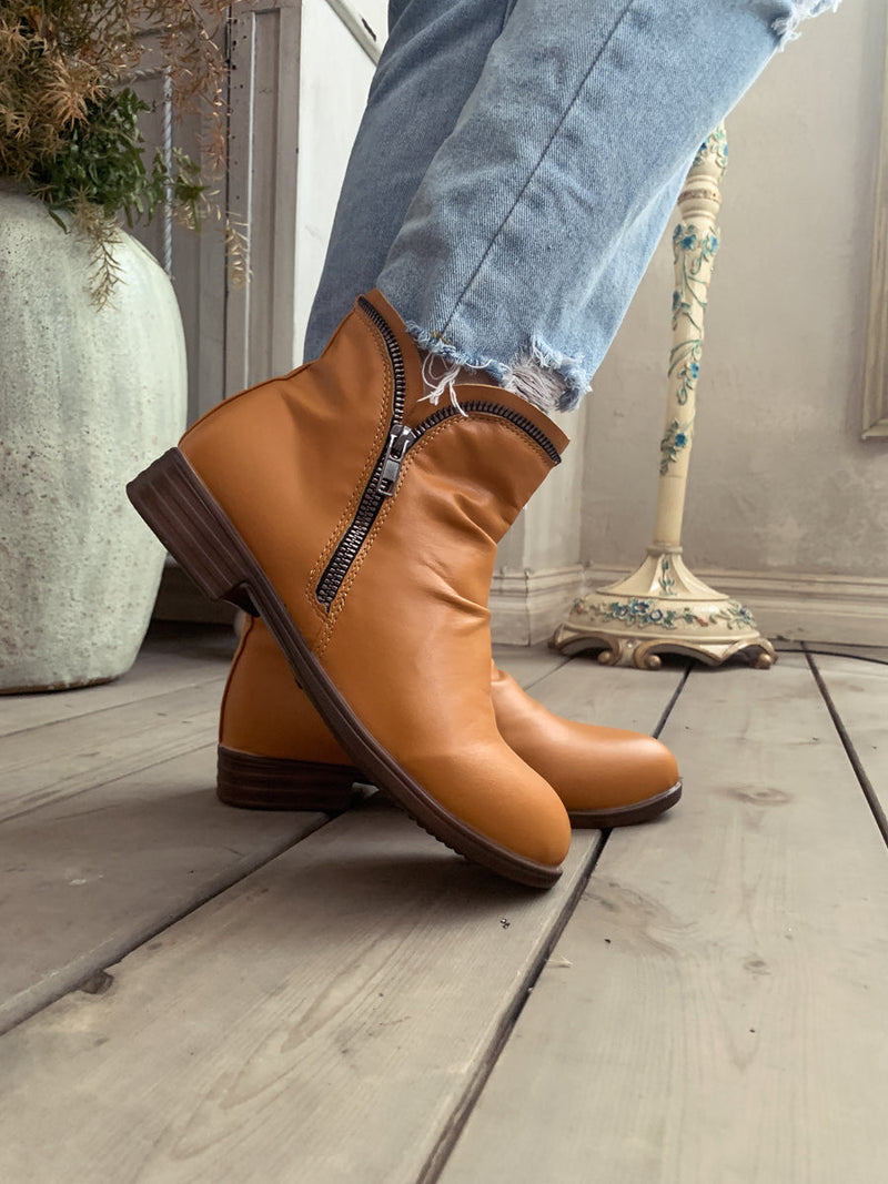 Polished Garment with an Effortless Classic Look
