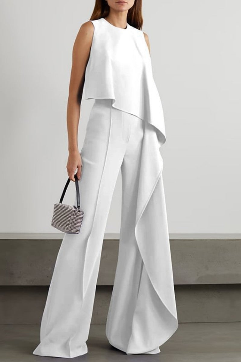 Sophisticated Garment with a Clean Classic Look