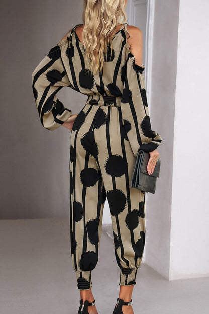 Gracefully Styled Garment for Any Occasion