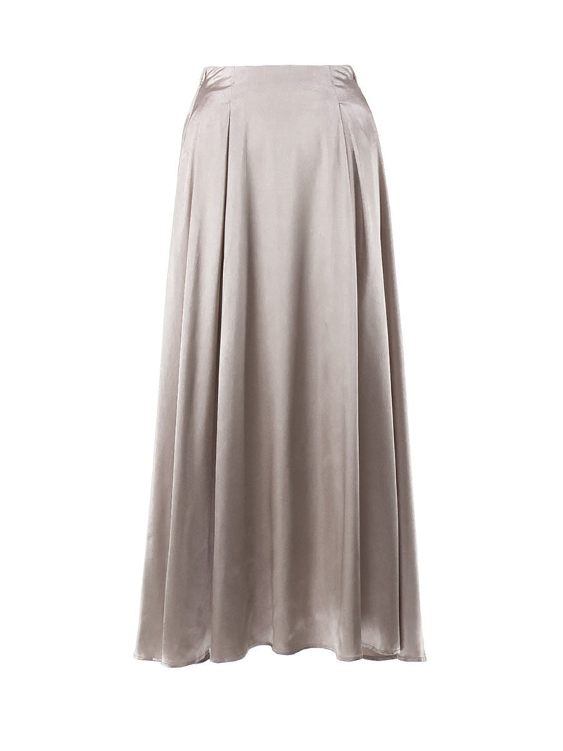 Beautifully Finished Garment in a Timeless Design