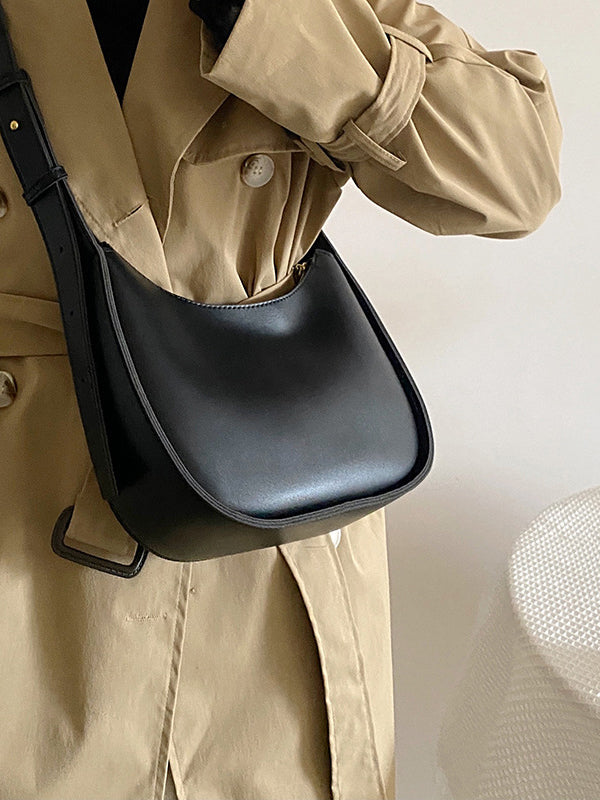 Sophisticated Bag with a Clean Classic Look