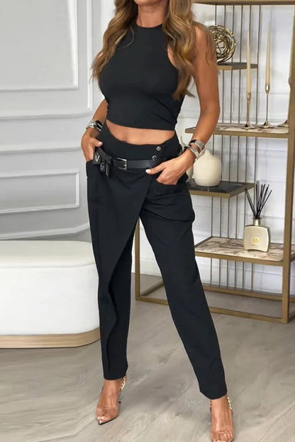 Effortlessly Elegant Garment with a Timeless Design