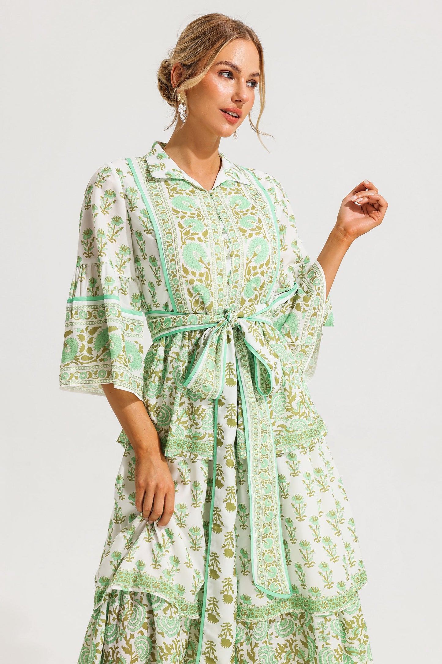 Beautifully Crafted Dress in a Classic Style