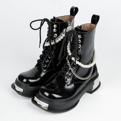 Elegantly Styled Boots for Everyday Wear