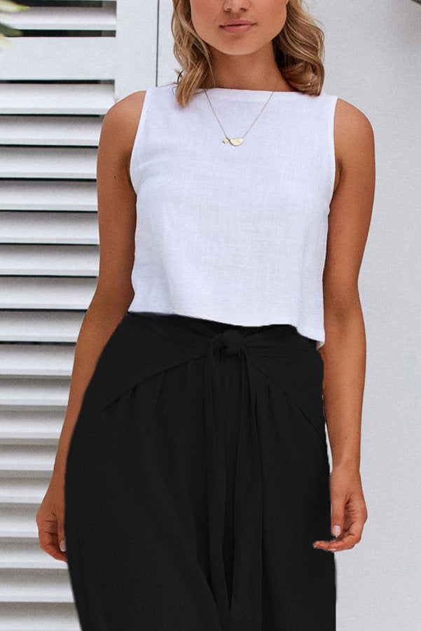 Well Tailored Pants with a Graceful Silhouette