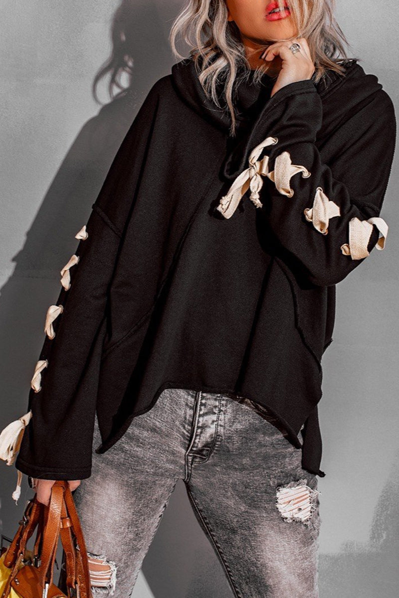 Well Tailored Top with a Graceful Silhouette