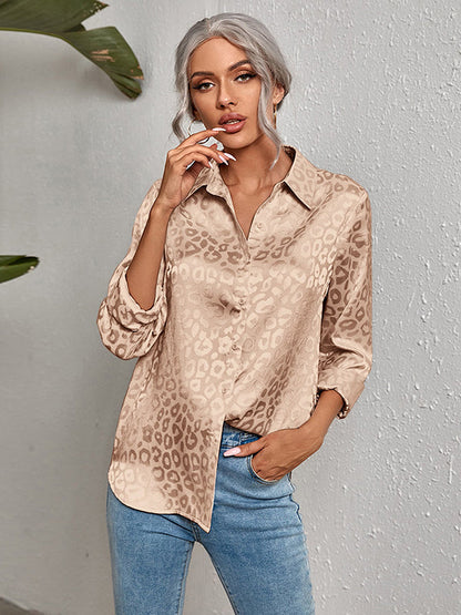 Beautifully Crafted Blouse in a Classic Style