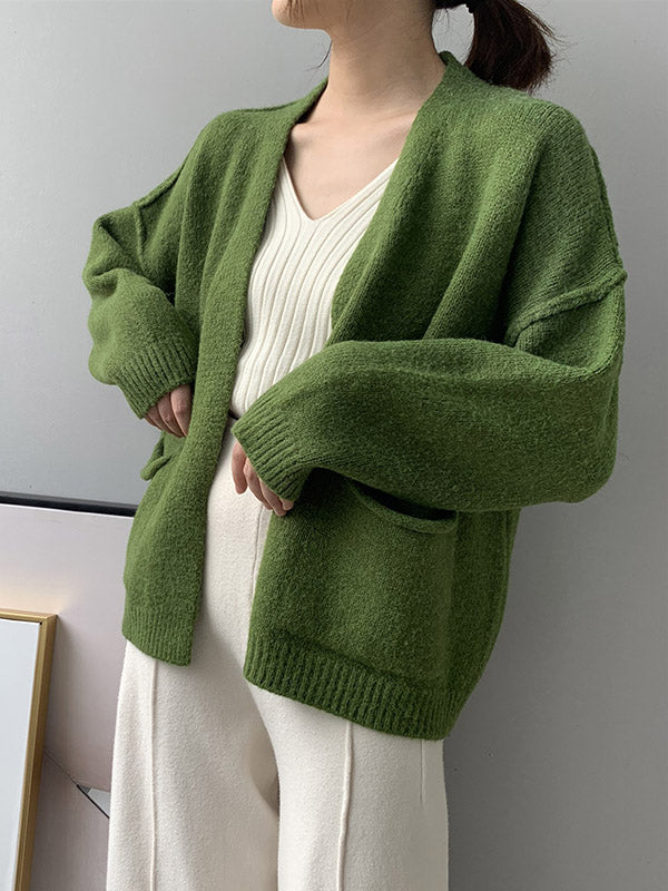 Classic Vintage Cardigan with a Flattering Fit