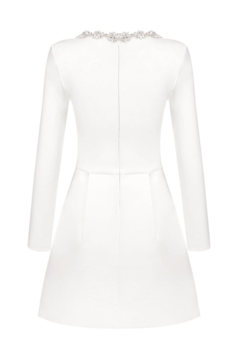 Beautifully Finished Dress in a Timeless Design