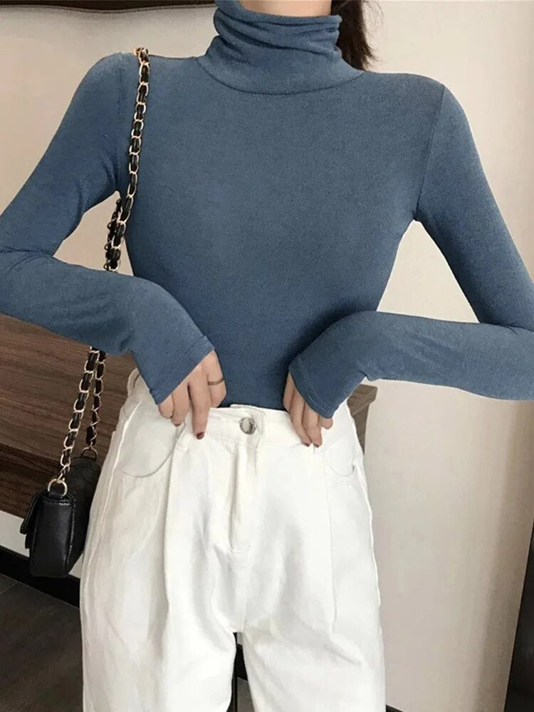 Classic Vintage T-Shirt with a Flattering Fit