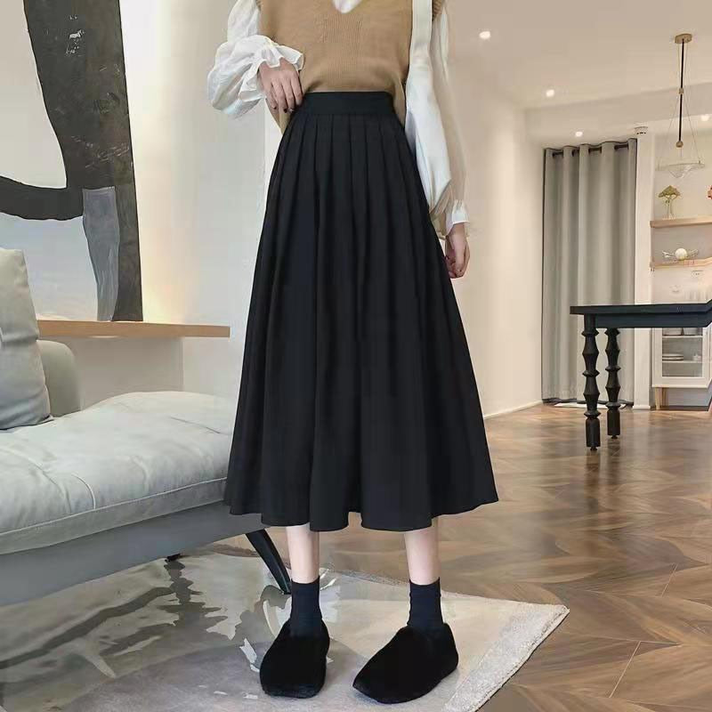 Sophisticated Garment with a Clean Classic Look