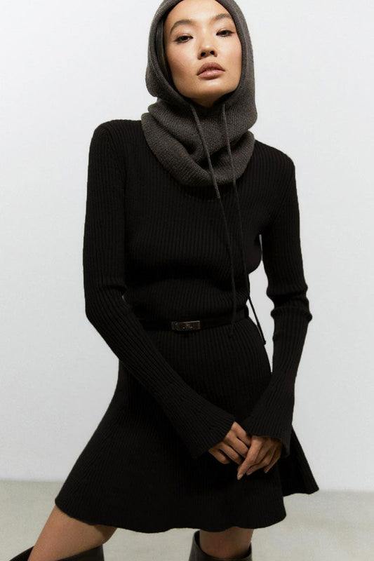 Classic Vintage Sweater with a Flattering Fit