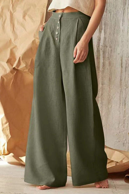 Effortlessly Elegant Pants with a Timeless Design