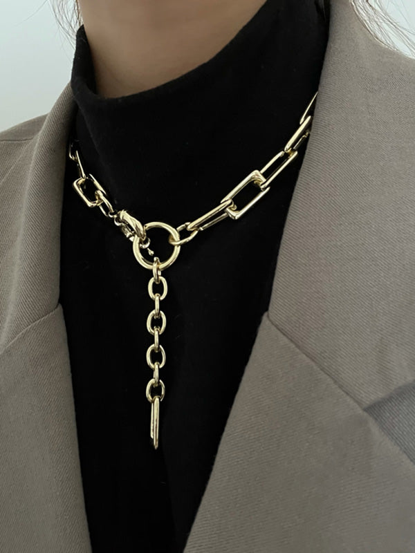 Sophisticated Garment with a Clean Classic Look