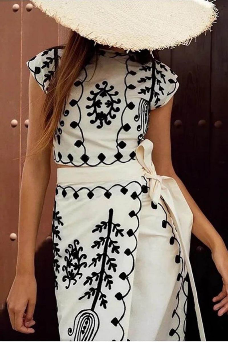 Beautifully Crafted Top in a Classic Style