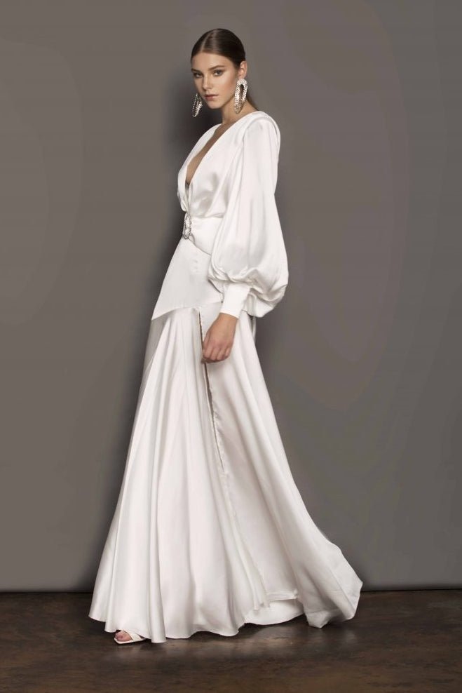 Beautifully Crafted Dress in a Classic Style