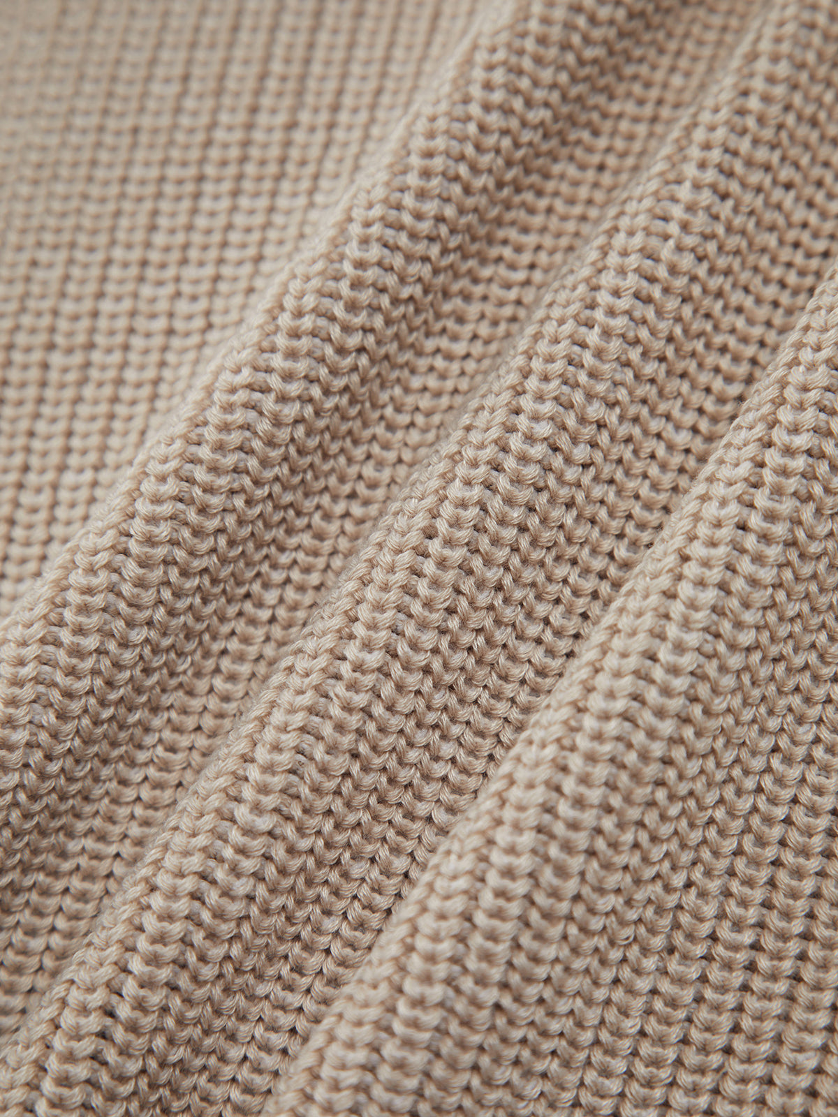 Effortlessly Elegant Garment with a Timeless Design