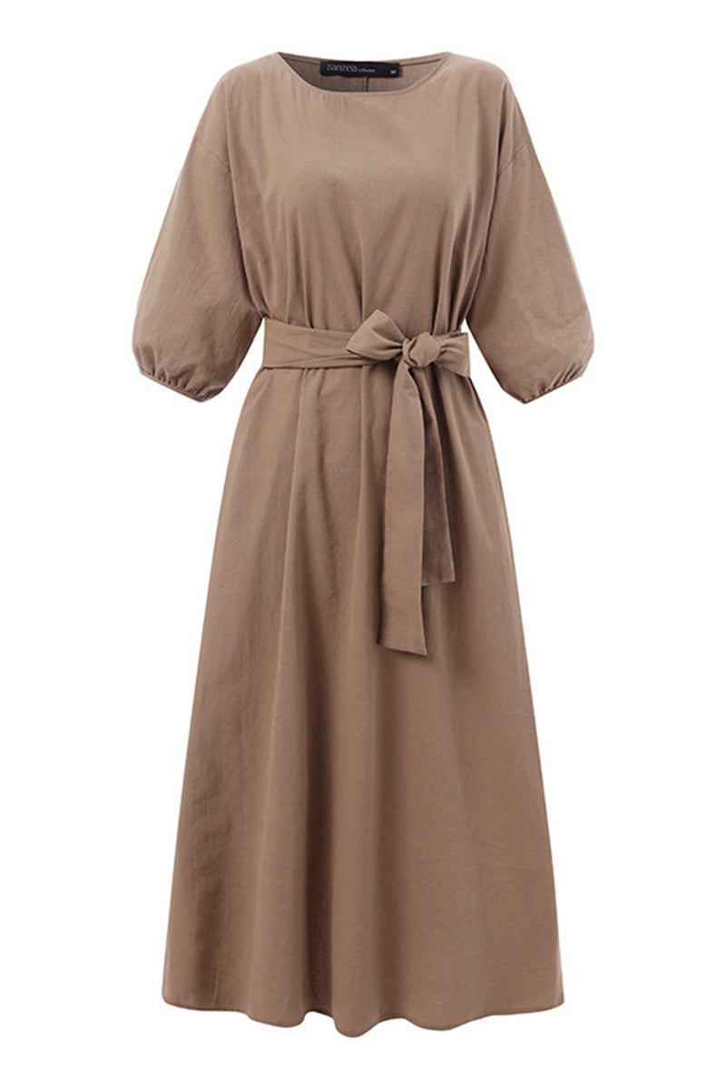 Well Tailored Dress with a Graceful Silhouette