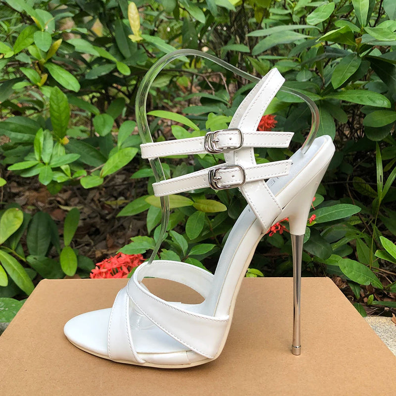 Beautifully Crafted Sandals in a Classic Style