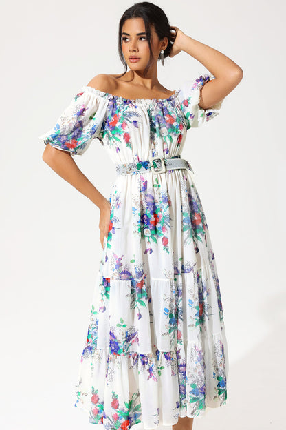 Classic Vintage Dress with a Flattering Fit