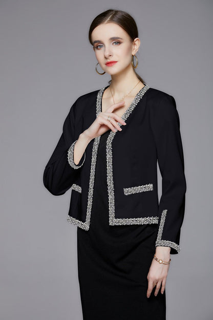 Well Tailored Coat with a Graceful Silhouette