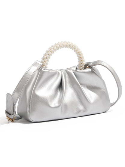 Well Tailored Bag with a Graceful Silhouette