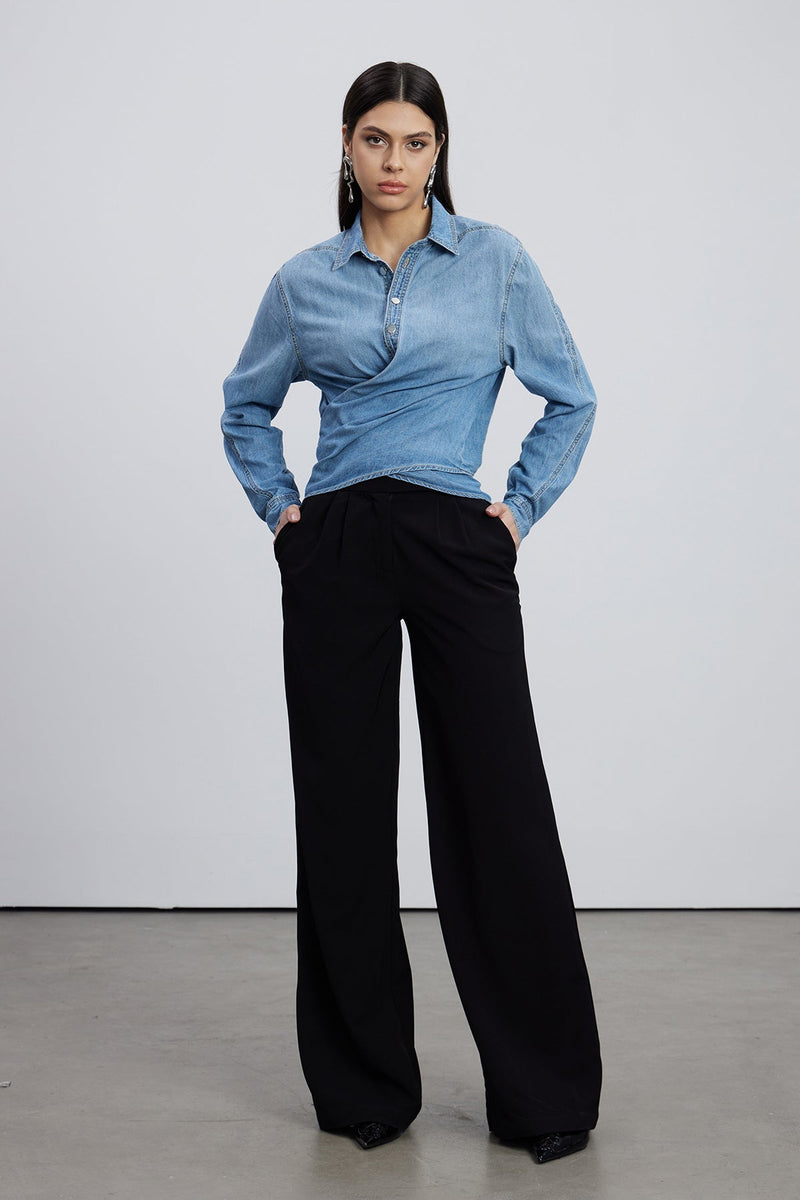 Beautifully Finished Shirt in a Timeless Design