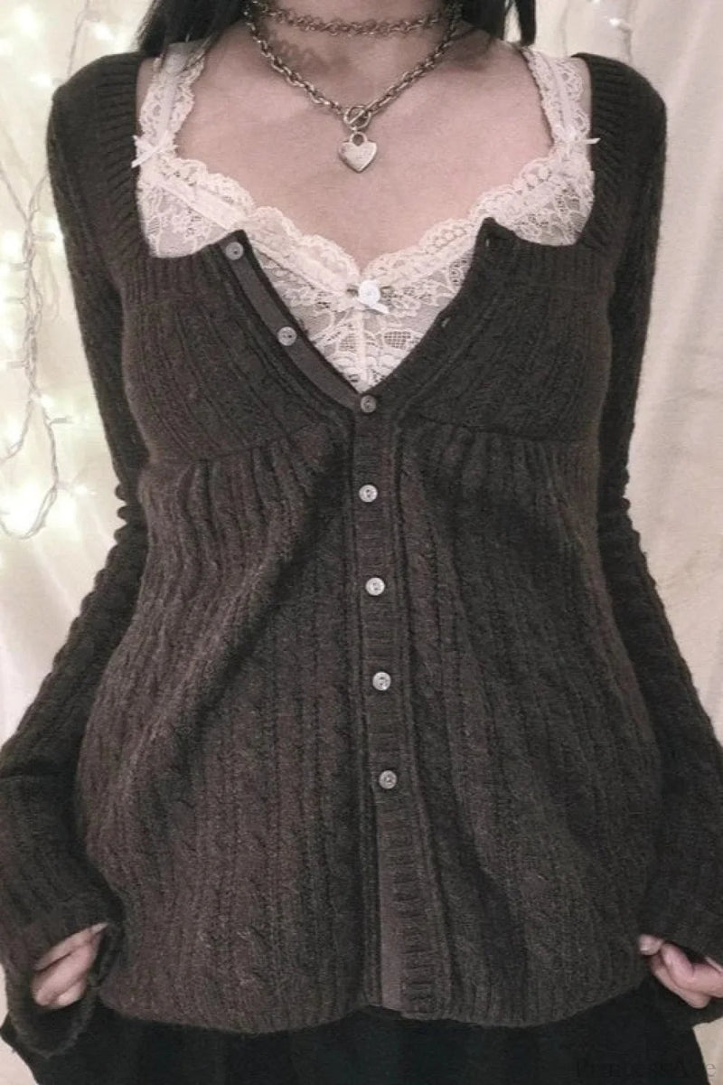 Beautifully Finished Blouse in a Timeless Design