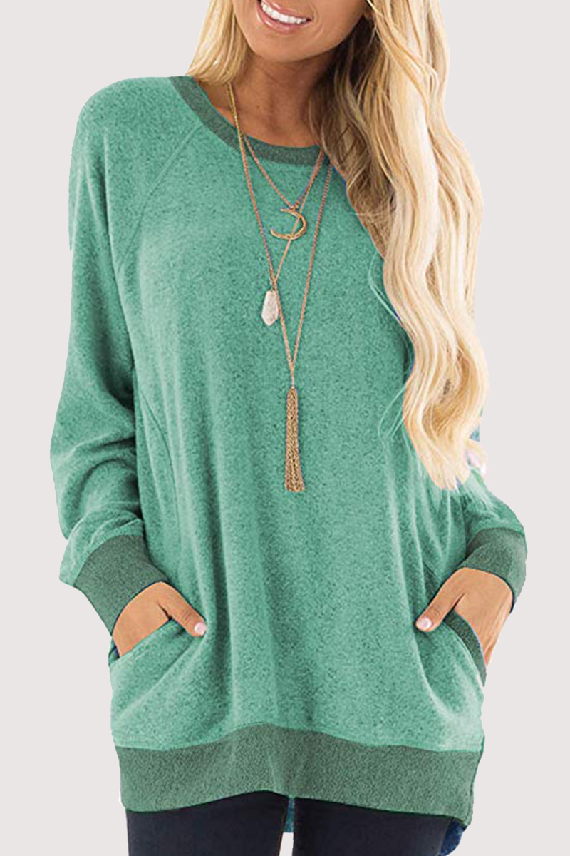 Well Tailored Top with a Graceful Silhouette