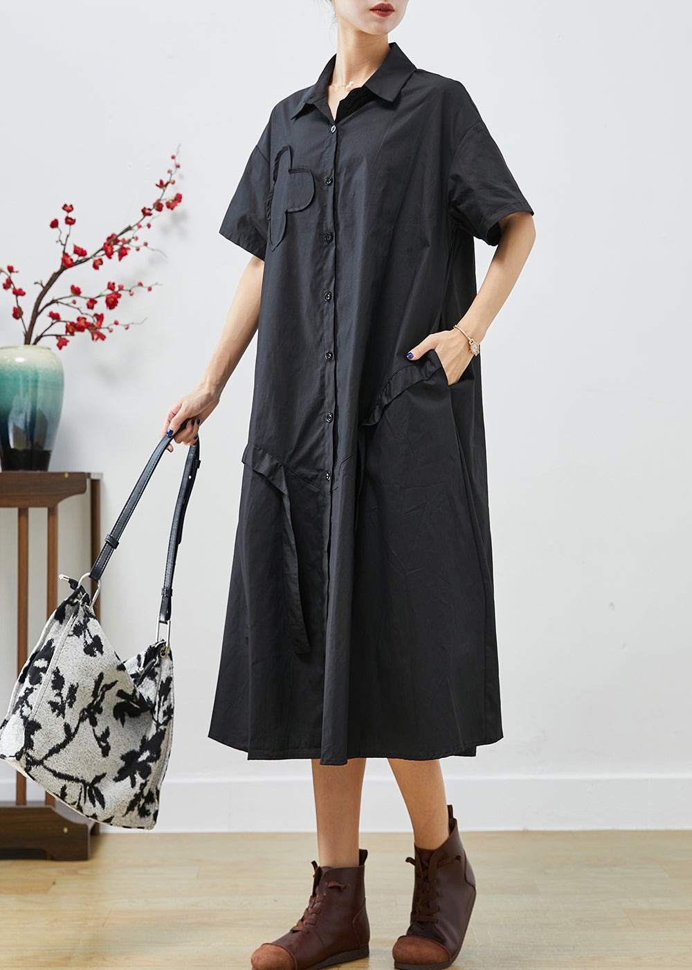 Beautifully Crafted Dress in a Classic Style