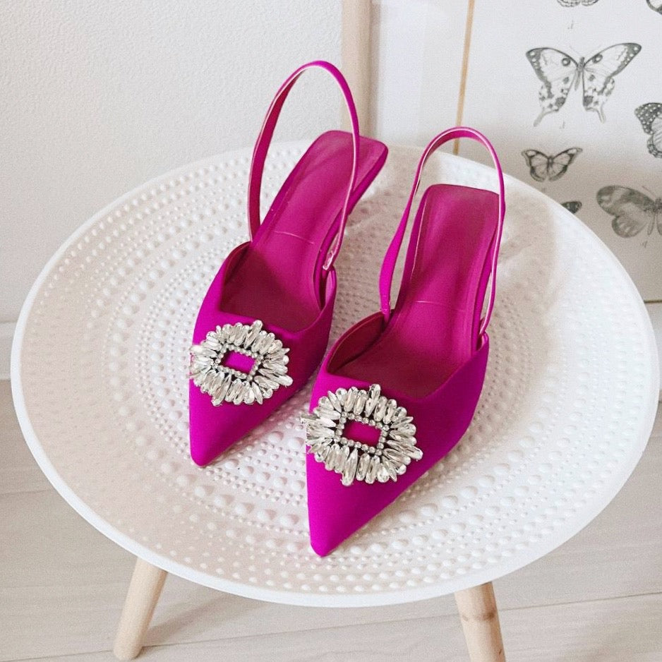 Beautifully Finished Heels in a Timeless Design