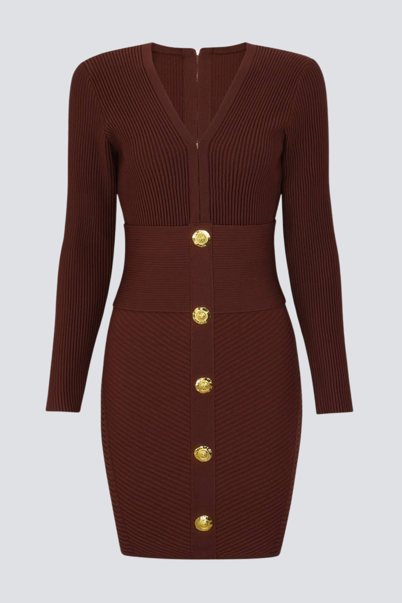 Beautifully Finished Dress in a Timeless Design