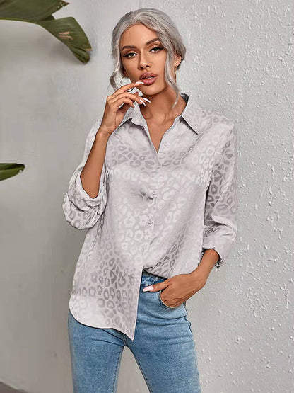 Beautifully Crafted Blouse in a Classic Style
