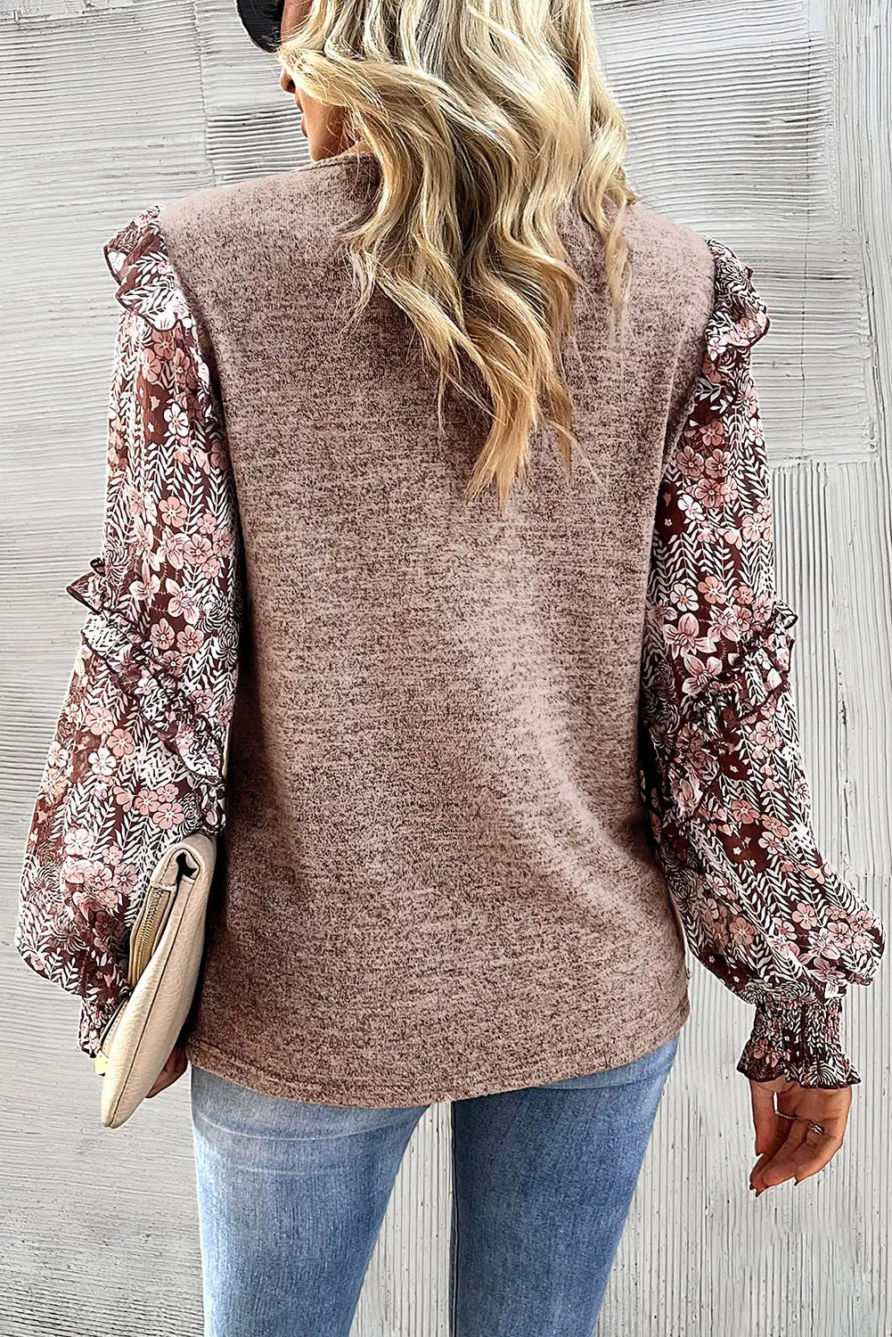 Elegantly Styled Blouse for Everyday Wear