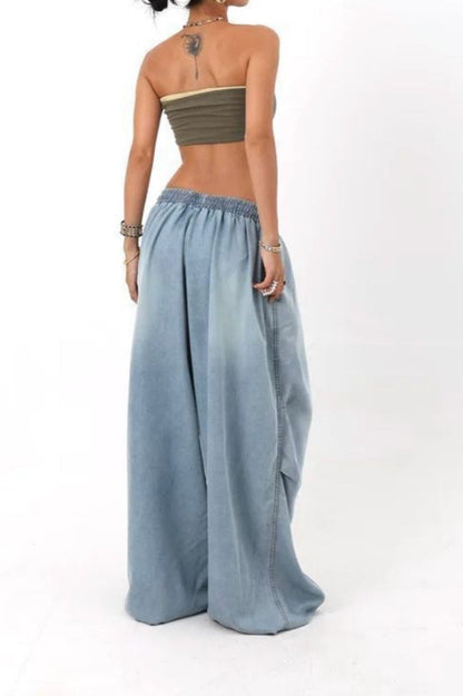 Effortlessly Elegant Garment with a Timeless Design