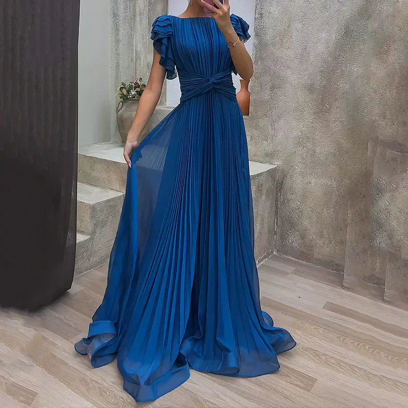 Well Tailored Garment with a Graceful Silhouette