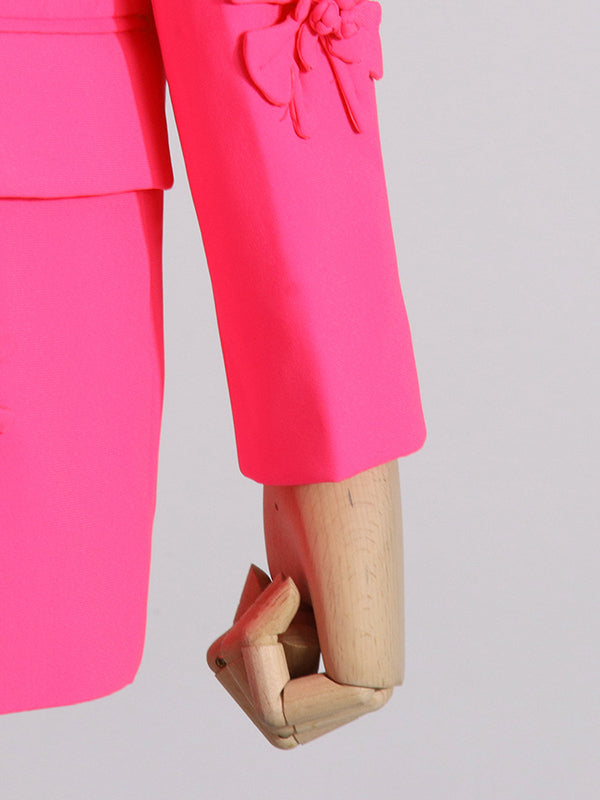 Effortlessly Elegant Garment with a Timeless Design