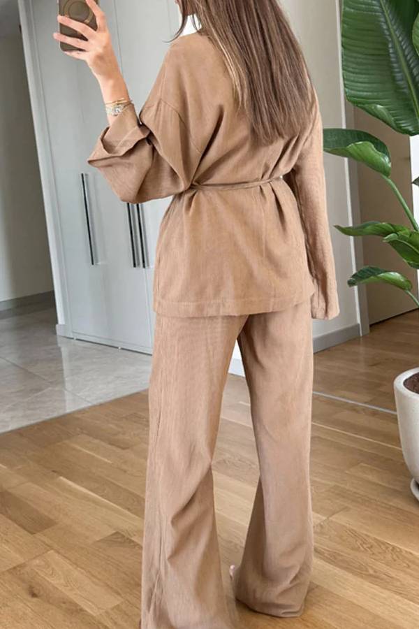Gracefully Styled Pants for Any Occasion