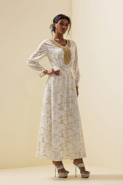 Sophisticated Dress with a Clean Classic Look