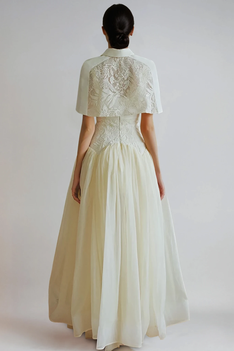 Effortlessly Elegant Dress with a Timeless Design