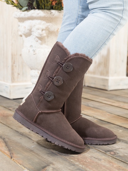 Sophisticated Boots with a Clean Classic Look